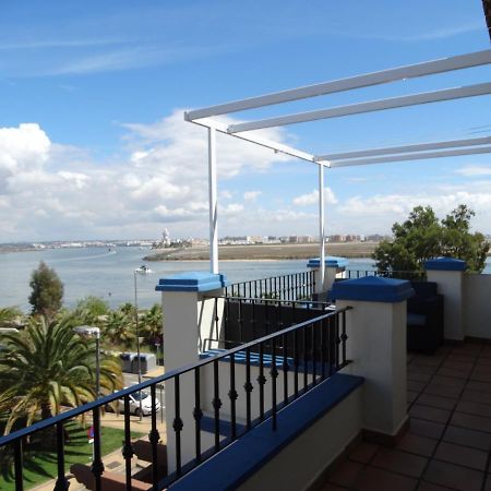 Apartmán Beautiful Penthouse With Ocean And Marina Views Isla Canela Exteriér fotografie