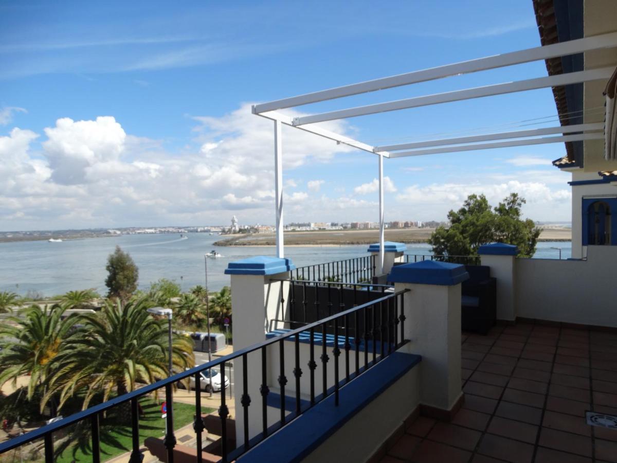 Apartmán Beautiful Penthouse With Ocean And Marina Views Isla Canela Exteriér fotografie
